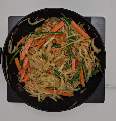 Pancit Guisado Noodles Preparation Instructions - Step 2