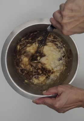 Jamaican Banana Bread Preparation - Step 1b