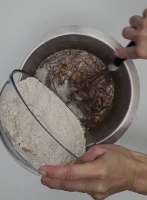 Jamaican Banana Bread Preparation - Step 3